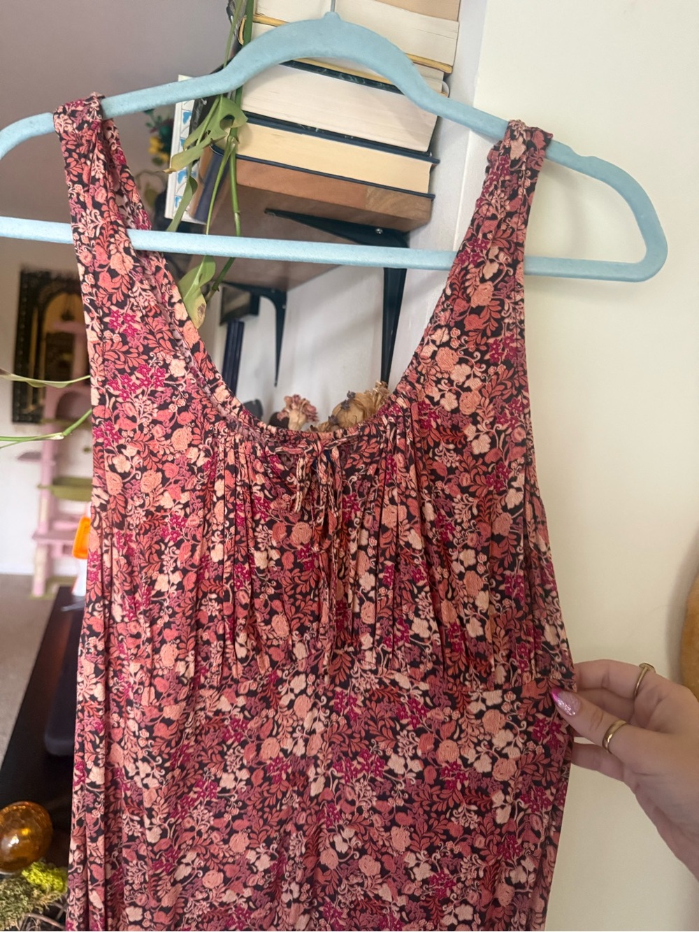 Old Navy Rose-Pink Floral Scoop-Neck Midi Dress - Picture 4 of 4
